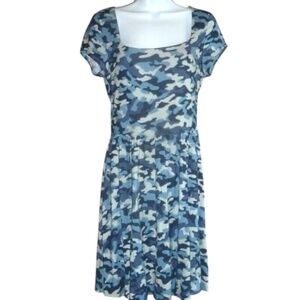 Wild Meadow Blue Camo Fit & Flare Summer Dress Size Medium